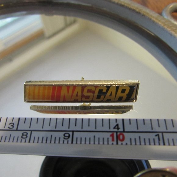 NASCAR Pins - Picture 7 of 15